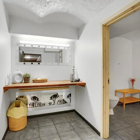 1 Bedroom In V * إيسبيرغ