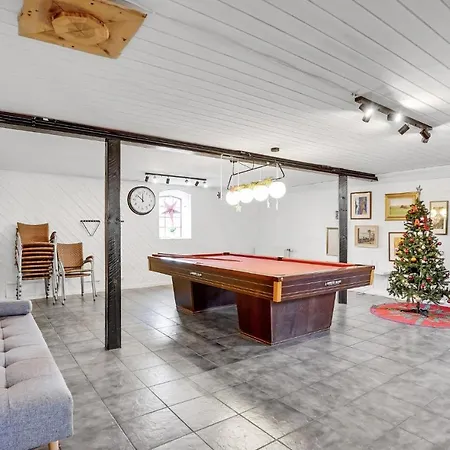 1 Bedroom In V Lejlighed